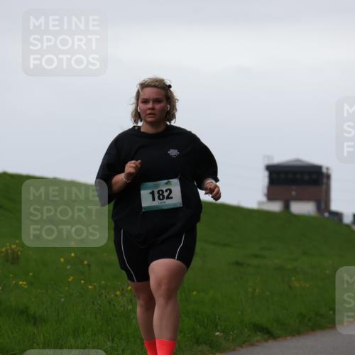 04.05.2025 - 8. Wedeler Halbmarathon Yannick Fuchs http://msf.ph/oto/7824339 04.05.2025 12:23:07 Laufen 182 meine-sportfotos.de