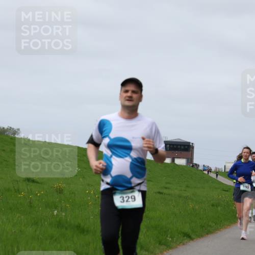 04.05.2025 - 8. Wedeler Halbmarathon Yannick Fuchs http://msf.ph/oto/7824345 04.05.2025 11:53:30 Laufen 329, 192, 238, 195, 304 meine-sportfotos.de