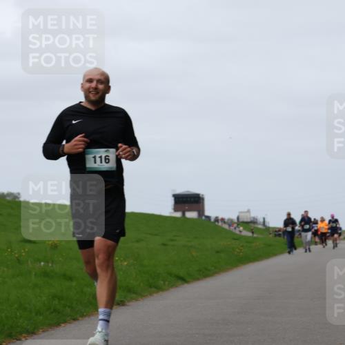 04.05.2025 - 8. Wedeler Halbmarathon Yannick Fuchs http://msf.ph/oto/7824347 04.05.2025 11:31:17 Laufen 116 meine-sportfotos.de