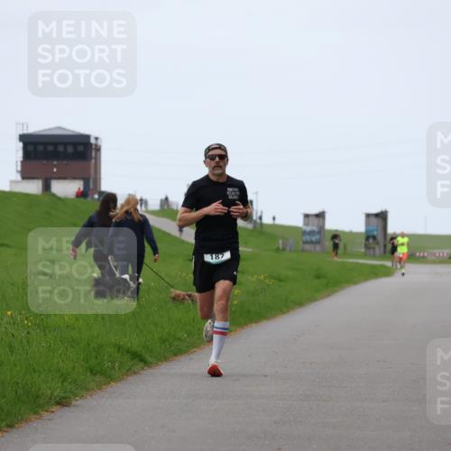 04.05.2025 - 8. Wedeler Halbmarathon Yannick Fuchs http://msf.ph/oto/7824380 04.05.2025 11:11:43 Laufen 187 meine-sportfotos.de