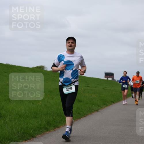 04.05.2025 - 8. Wedeler Halbmarathon Yannick Fuchs http://msf.ph/oto/7824382 04.05.2025 11:53:31 Laufen 329, 192, 195 meine-sportfotos.de