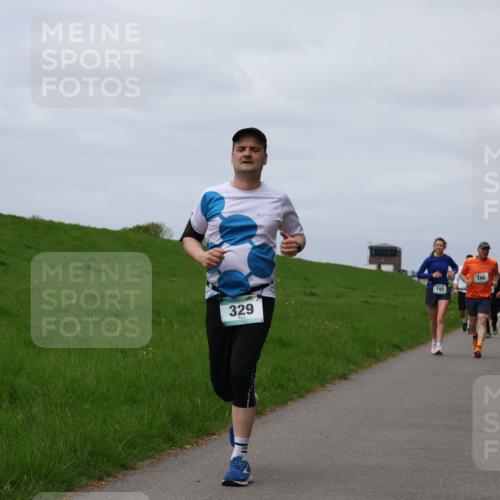 04.05.2025 - 8. Wedeler Halbmarathon Yannick Fuchs http://msf.ph/oto/7824386 04.05.2025 11:53:31 Laufen 329, 192, 195 meine-sportfotos.de