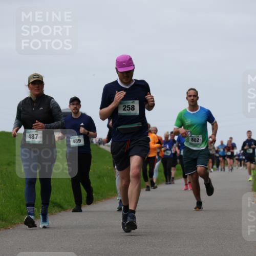 04.05.2025 - 8. Wedeler Halbmarathon Yannick Fuchs http://msf.ph/oto/7824396 04.05.2025 11:31:35 Laufen 487, 489, 258, 882 meine-sportfotos.de