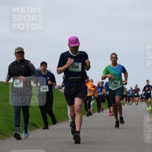 04.05.2025 - 8. Wedeler Halbmarathon Yannick Fuchs http://msf.ph/oto/7824401 04.05.2025 11:31:35 Laufen 487, 489, 258, 882 meine-sportfotos.de