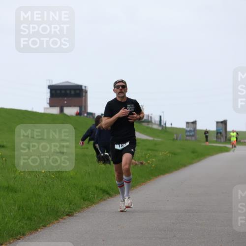 04.05.2025 - 8. Wedeler Halbmarathon Yannick Fuchs http://msf.ph/oto/7824424 04.05.2025 11:11:44 Laufen 187 meine-sportfotos.de