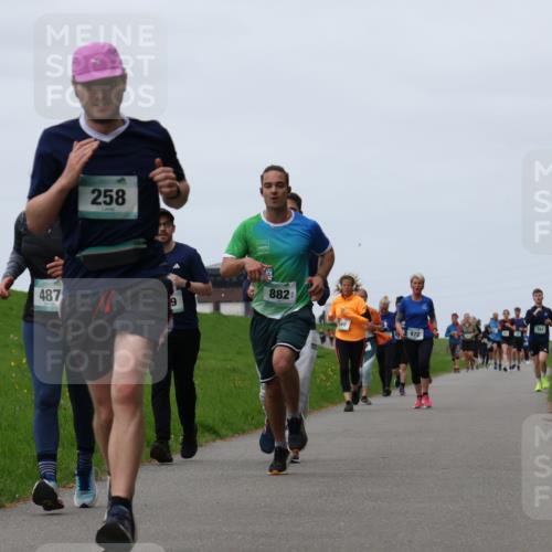 04.05.2025 - 8. Wedeler Halbmarathon Yannick Fuchs http://msf.ph/oto/7824427 04.05.2025 11:31:37 Laufen 487, 258, 9, 882, 40, 972 meine-sportfotos.de