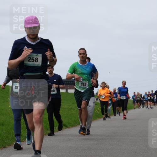 04.05.2025 - 8. Wedeler Halbmarathon Yannick Fuchs http://msf.ph/oto/7824431 04.05.2025 11:31:37 Laufen 258, 487, 89, 882, 972 meine-sportfotos.de