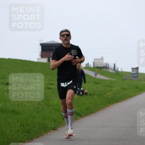 04.05.2025 - 8. Wedeler Halbmarathon Yannick Fuchs http://msf.ph/oto/7824472 04.05.2025 11:11:46 Laufen 182 meine-sportfotos.de