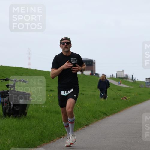 04.05.2025 - 8. Wedeler Halbmarathon Yannick Fuchs http://msf.ph/oto/7824537 04.05.2025 11:11:47 Laufen 187 meine-sportfotos.de