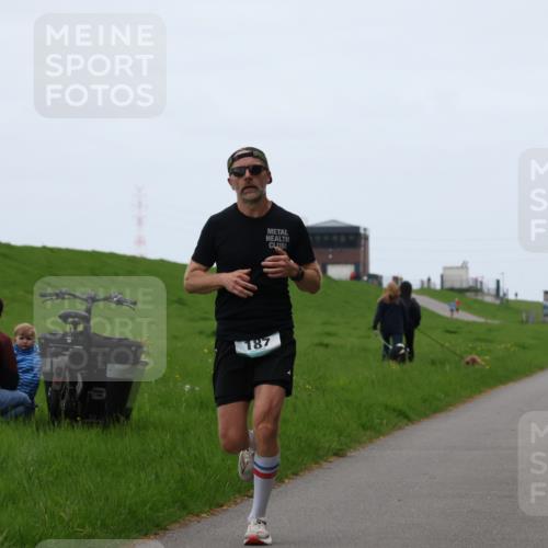 04.05.2025 - 8. Wedeler Halbmarathon Yannick Fuchs http://msf.ph/oto/7824551 04.05.2025 11:11:47 Laufen 187 meine-sportfotos.de