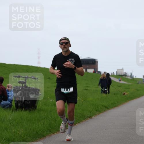 04.05.2025 - 8. Wedeler Halbmarathon Yannick Fuchs http://msf.ph/oto/7824555 04.05.2025 11:11:47 Laufen 187 meine-sportfotos.de