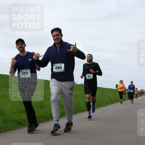 04.05.2025 - 8. Wedeler Halbmarathon Yannick Fuchs http://msf.ph/oto/7824572 04.05.2025 11:31:43 Laufen 489, 490, 54 meine-sportfotos.de