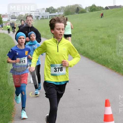 04.05.2025 - 8. Wedeler Halbmarathon Yannick Fuchs http://msf.ph/oto/7824584 04.05.2025 11:11:50 Laufen 613, 10, 378 meine-sportfotos.de