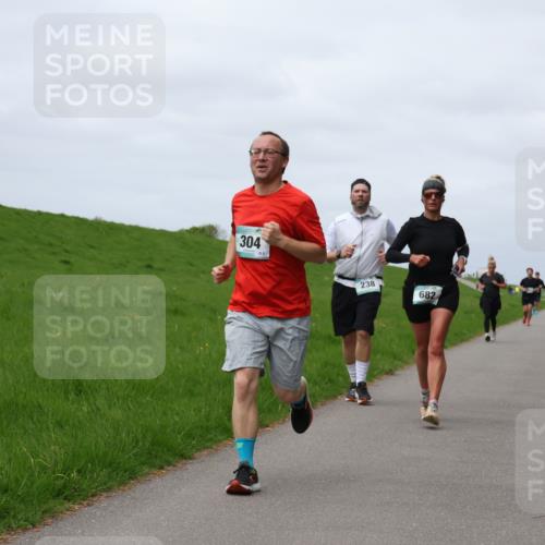 04.05.2025 - 8. Wedeler Halbmarathon Yannick Fuchs http://msf.ph/oto/7824594 04.05.2025 11:53:45 Laufen 304, 238, 682 meine-sportfotos.de
