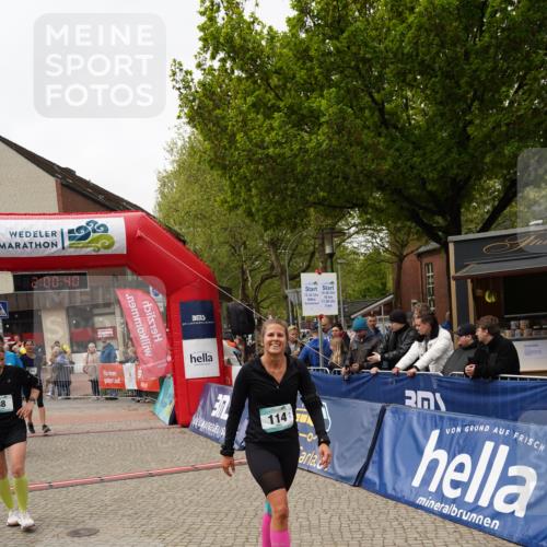 04.05.2025 - 8. Wedeler Halbmarathon Felixshl http://msf.ph/oto/7824599 04.05.2025 12:00:38 Ziel 38, 114, 241, 410, 821 meine-sportfotos.de