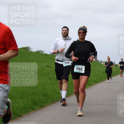 04.05.2025 - 8. Wedeler Halbmarathon Yannick Fuchs http://msf.ph/oto/7824603 04.05.2025 11:53:46 Laufen 304, 8, 238, 682 meine-sportfotos.de