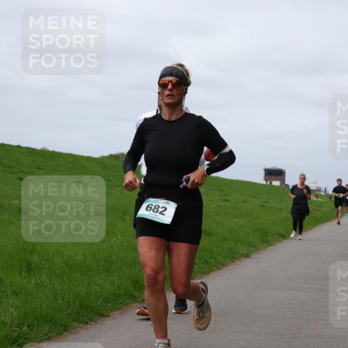 04.05.2025 - 8. Wedeler Halbmarathon Yannick Fuchs http://msf.ph/oto/7824630 04.05.2025 11:53:47 Laufen 682 meine-sportfotos.de