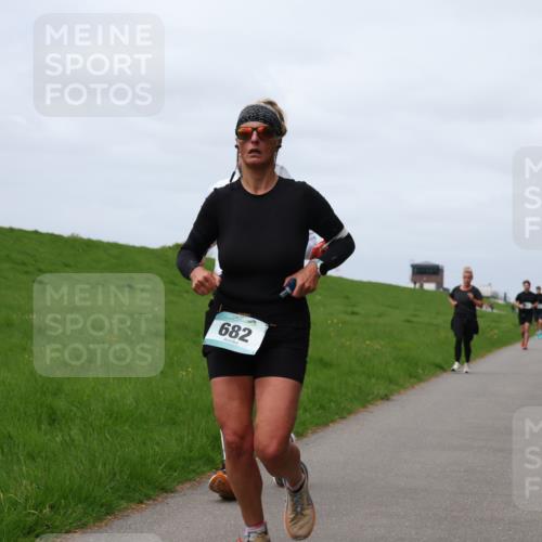 04.05.2025 - 8. Wedeler Halbmarathon Yannick Fuchs http://msf.ph/oto/7824633 04.05.2025 11:53:47 Laufen 682 meine-sportfotos.de