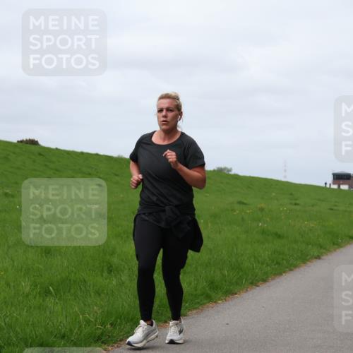 04.05.2025 - 8. Wedeler Halbmarathon Yannick Fuchs http://msf.ph/oto/7824705 04.05.2025 11:53:55 Laufen  meine-sportfotos.de