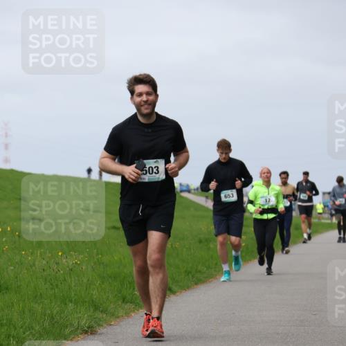 04.05.2025 - 8. Wedeler Halbmarathon Yannick Fuchs http://msf.ph/oto/7824748 04.05.2025 11:53:59 Laufen 503, 653 meine-sportfotos.de