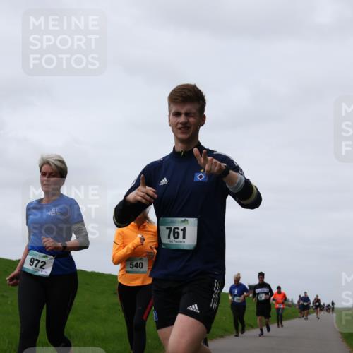 04.05.2025 - 8. Wedeler Halbmarathon Yannick Fuchs http://msf.ph/oto/7824773 04.05.2025 11:31:51 Laufen 972, 540, 761 meine-sportfotos.de