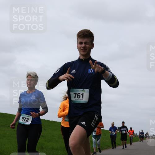 04.05.2025 - 8. Wedeler Halbmarathon Yannick Fuchs http://msf.ph/oto/7824778 04.05.2025 11:31:51 Laufen 972, 138, 761, 83 meine-sportfotos.de