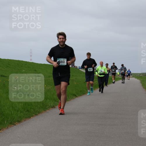04.05.2025 - 8. Wedeler Halbmarathon Yannick Fuchs http://msf.ph/oto/7824779 04.05.2025 11:54:00 Laufen 503, 653 meine-sportfotos.de