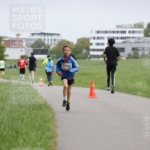 04.05.2025 - 8. Wedeler Halbmarathon Yannick Fuchs http://msf.ph/oto/7824836 04.05.2025 11:12:11 Laufen 1963 meine-sportfotos.de