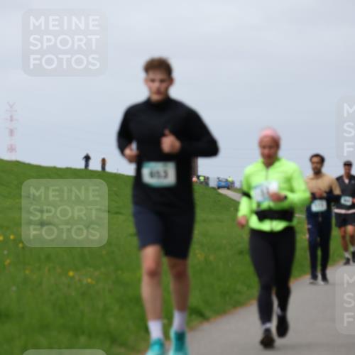 04.05.2025 - 8. Wedeler Halbmarathon Yannick Fuchs http://msf.ph/oto/7824848 04.05.2025 11:54:04 Laufen 413 meine-sportfotos.de