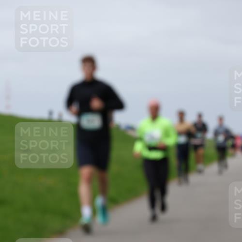 04.05.2025 - 8. Wedeler Halbmarathon Yannick Fuchs http://msf.ph/oto/7824851 04.05.2025 11:54:04 Laufen  meine-sportfotos.de