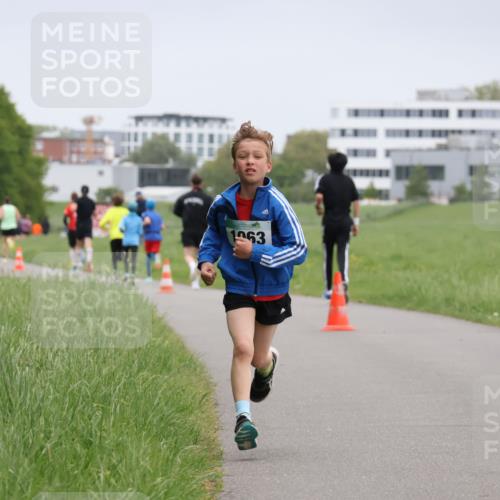 04.05.2025 - 8. Wedeler Halbmarathon Yannick Fuchs http://msf.ph/oto/7824876 04.05.2025 11:12:14 Laufen 1963 meine-sportfotos.de