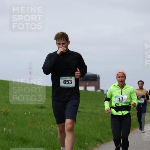 04.05.2025 - 8. Wedeler Halbmarathon Yannick Fuchs http://msf.ph/oto/7824884 04.05.2025 11:54:05 Laufen 10, 653, 17 meine-sportfotos.de