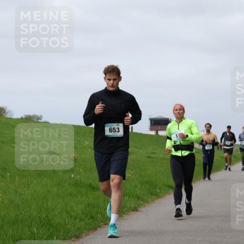 04.05.2025 - 8. Wedeler Halbmarathon Yannick Fuchs http://msf.ph/oto/7824899 04.05.2025 11:54:06 Laufen 653, 173 meine-sportfotos.de