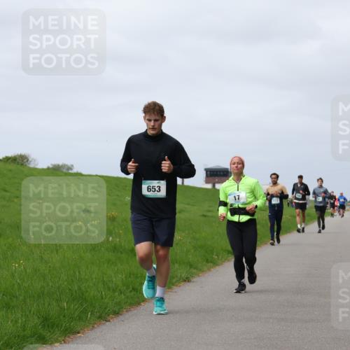 04.05.2025 - 8. Wedeler Halbmarathon Yannick Fuchs http://msf.ph/oto/7824904 04.05.2025 11:54:06 Laufen 653 meine-sportfotos.de