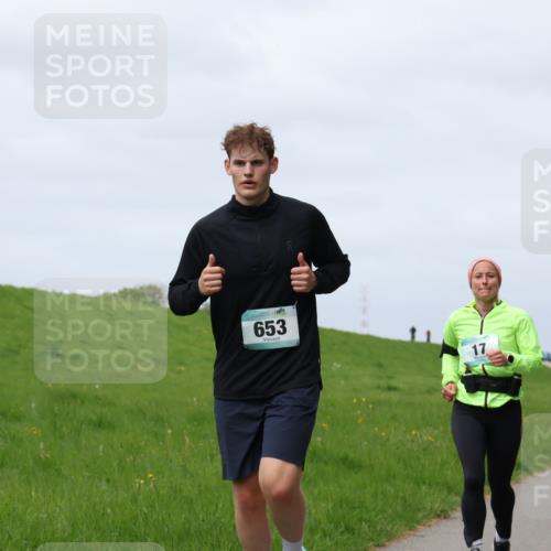 04.05.2025 - 8. Wedeler Halbmarathon Yannick Fuchs http://msf.ph/oto/7824937 04.05.2025 11:54:07 Laufen 653 meine-sportfotos.de