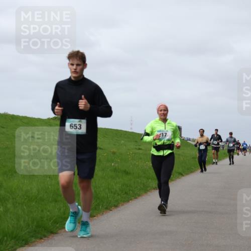 04.05.2025 - 8. Wedeler Halbmarathon Yannick Fuchs http://msf.ph/oto/7824954 04.05.2025 11:54:08 Laufen 653 meine-sportfotos.de