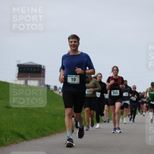 04.05.2025 - 8. Wedeler Halbmarathon Yannick Fuchs http://msf.ph/oto/7824967 04.05.2025 11:32:00 Laufen 10, 34, 14, 243 meine-sportfotos.de