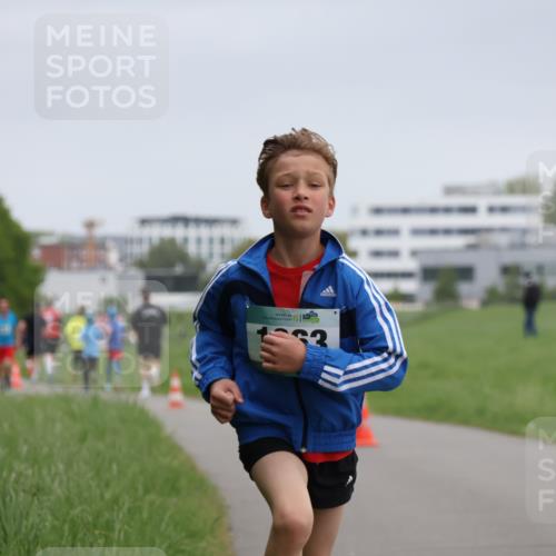 04.05.2025 - 8. Wedeler Halbmarathon Yannick Fuchs http://msf.ph/oto/7824969 04.05.2025 11:12:16 Laufen  meine-sportfotos.de