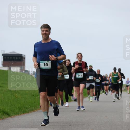 04.05.2025 - 8. Wedeler Halbmarathon Yannick Fuchs http://msf.ph/oto/7824988 04.05.2025 11:32:01 Laufen 10, 114, 243, 1147 meine-sportfotos.de
