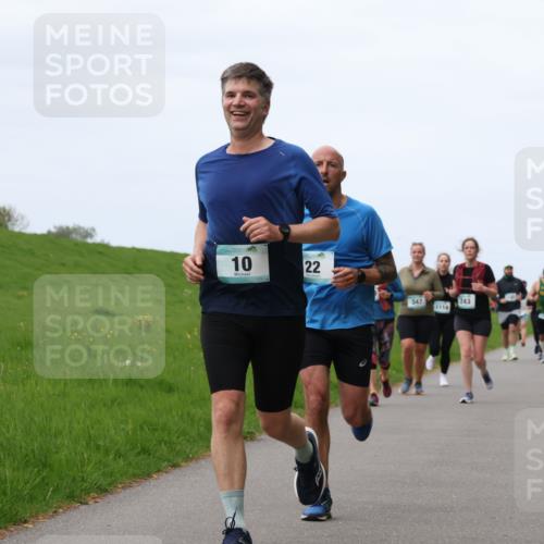 04.05.2025 - 8. Wedeler Halbmarathon Yannick Fuchs http://msf.ph/oto/7825011 04.05.2025 11:32:04 Laufen 10, 22, 347, 243 meine-sportfotos.de
