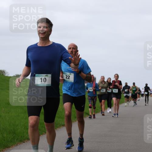 04.05.2025 - 8. Wedeler Halbmarathon Yannick Fuchs http://msf.ph/oto/7825018 04.05.2025 11:32:05 Laufen 10, 22, 999, 347, 4243 meine-sportfotos.de