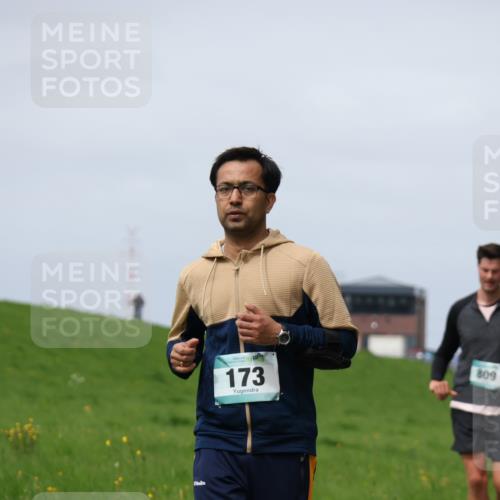 04.05.2025 - 8. Wedeler Halbmarathon Yannick Fuchs http://msf.ph/oto/7825058 04.05.2025 11:54:15 Laufen 173, 809 meine-sportfotos.de