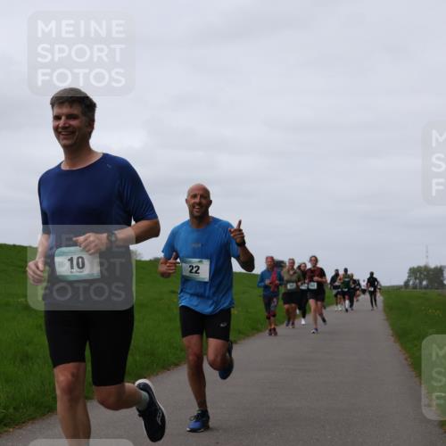 04.05.2025 - 8. Wedeler Halbmarathon Yannick Fuchs http://msf.ph/oto/7825067 04.05.2025 11:32:06 Laufen 10, 22 meine-sportfotos.de