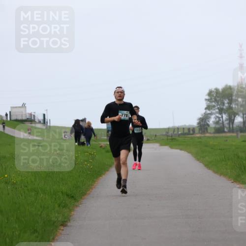 04.05.2025 - 8. Wedeler Halbmarathon Yannick Fuchs http://msf.ph/oto/7825086 04.05.2025 11:12:32 Laufen 778, 1212 meine-sportfotos.de