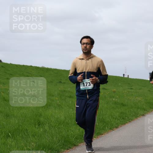 04.05.2025 - 8. Wedeler Halbmarathon Yannick Fuchs http://msf.ph/oto/7825092 04.05.2025 11:54:17 Laufen 173, 809, 992 meine-sportfotos.de