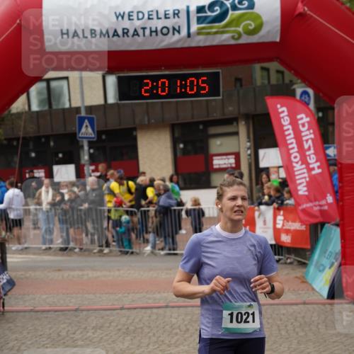 04.05.2025 - 8. Wedeler Halbmarathon Felixshl http://msf.ph/oto/7825094 04.05.2025 12:01:03 Ziel 249, 506, 1021 meine-sportfotos.de