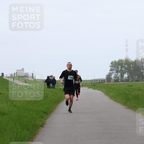 04.05.2025 - 8. Wedeler Halbmarathon Yannick Fuchs http://msf.ph/oto/7825097 04.05.2025 11:12:32 Laufen 778, 121 meine-sportfotos.de