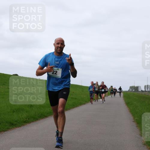 04.05.2025 - 8. Wedeler Halbmarathon Yannick Fuchs http://msf.ph/oto/7825098 04.05.2025 11:32:07 Laufen 22 meine-sportfotos.de