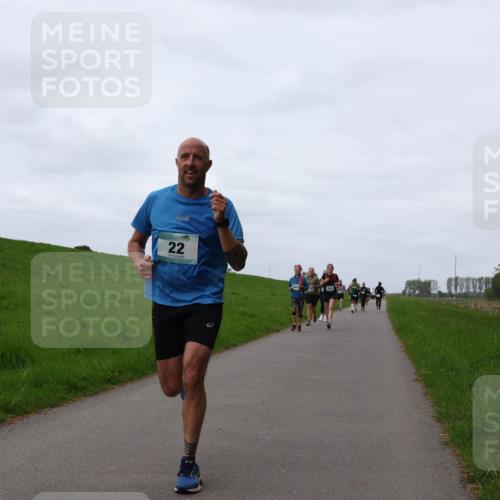 04.05.2025 - 8. Wedeler Halbmarathon Yannick Fuchs http://msf.ph/oto/7825105 04.05.2025 11:32:07 Laufen 22 meine-sportfotos.de