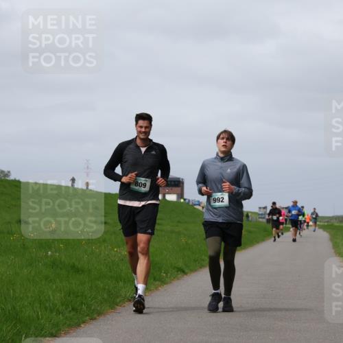 04.05.2025 - 8. Wedeler Halbmarathon Yannick Fuchs http://msf.ph/oto/7825126 04.05.2025 11:54:19 Laufen 809, 992 meine-sportfotos.de